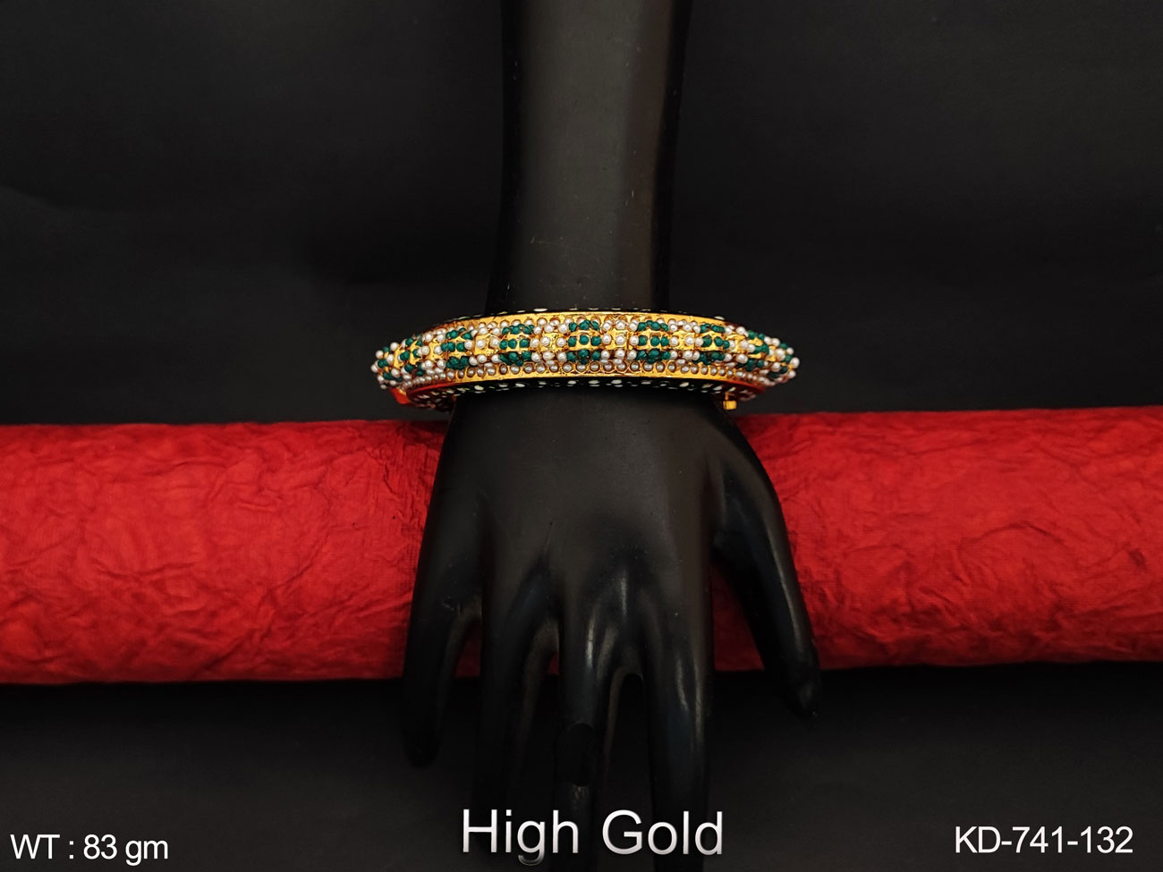 Discover Antique Kada: Beauty of Old-World Craftsmanship