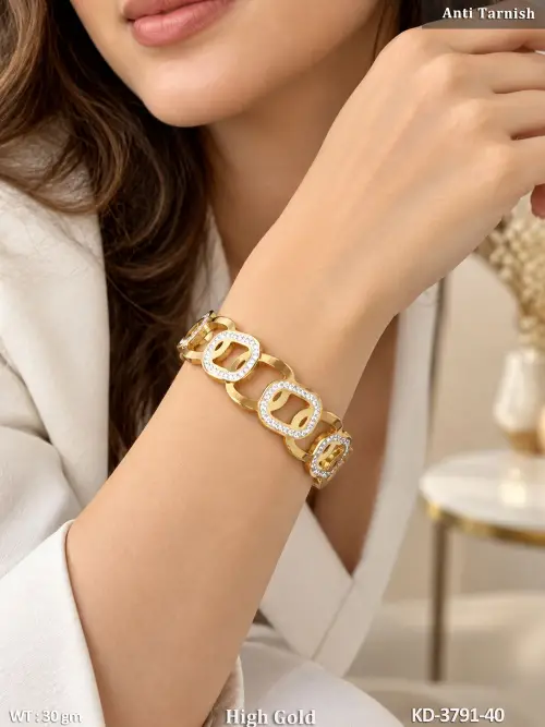 Beautiful AD Oval Stone High Gold Polish Kada — video