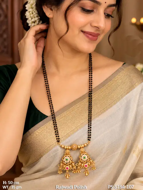 Rajwadi Finish Stone-Studded Mangalsutra Pendant