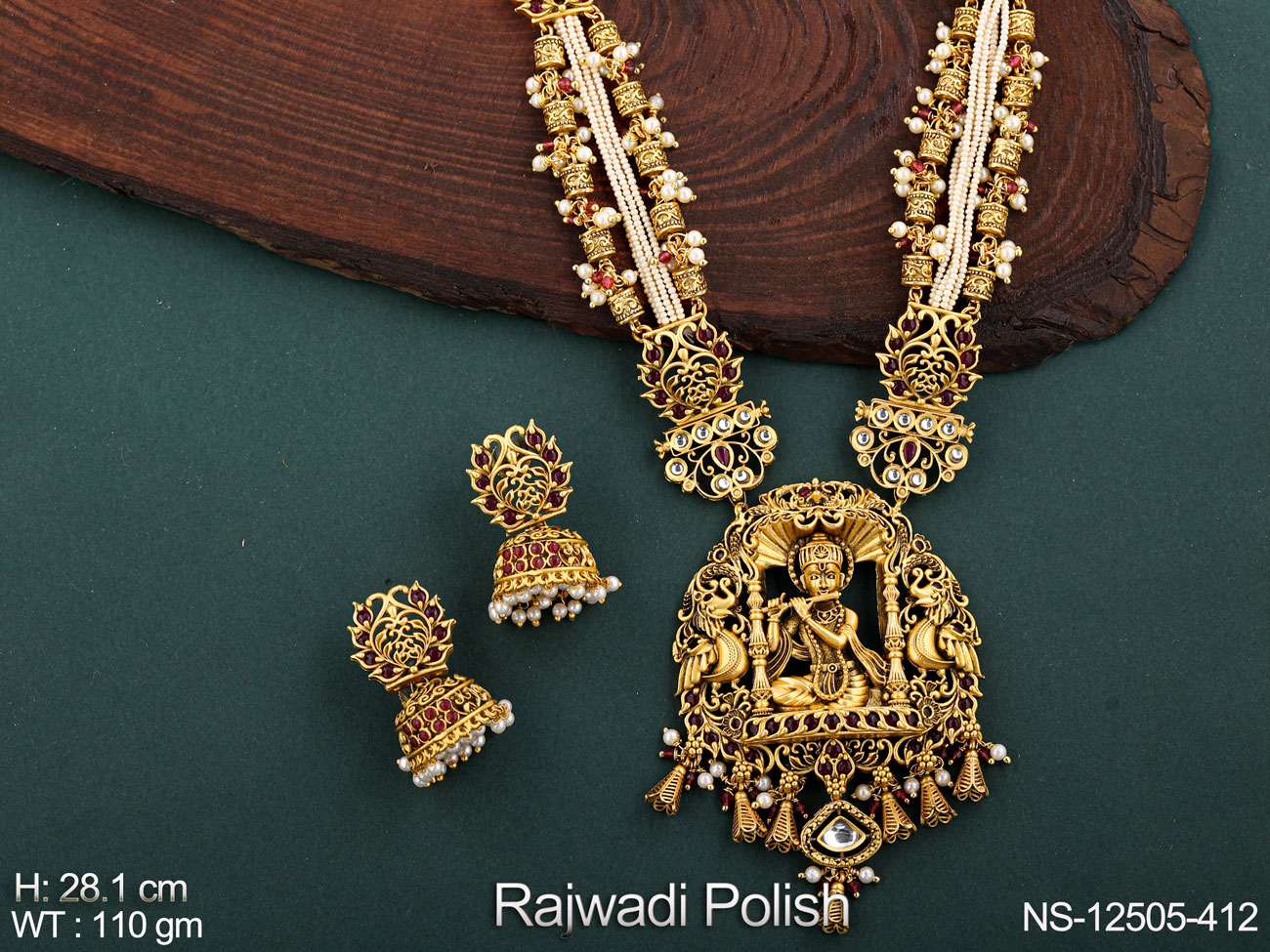 Add a Touch of Royalty with Our Temple Jewellery Necklace Sets